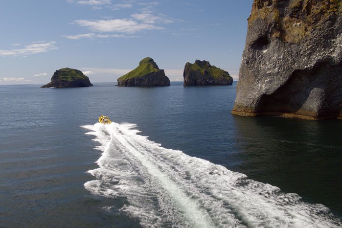 1-Hour Small Group Sightseeing Boat Tour in Vestmannaeyjar - Tangagata 7 at the Harbor: Gear Up Like a Pro (No Packing Stress)