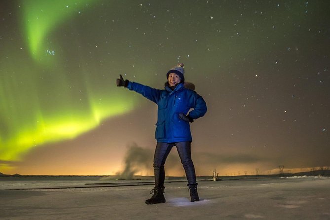 4 Hours Northern Lights Private Luxury Tour - The Reykjanes Stop: Cold Air, Dark Skies, and a Guide Who Talks You Through It