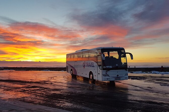 8-Days Northern Lights Exploration Tour from Reykjavík - A photo-stop classic, plus a real underground experience