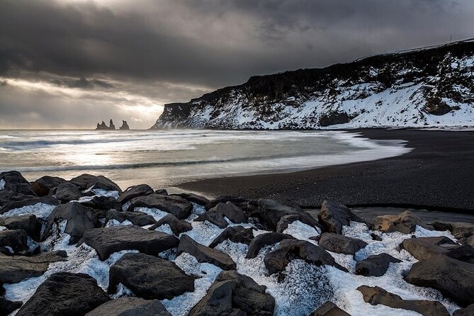 8-Days Northern Lights Exploration Tour from Reykjavík - The bus portion: long days, warm planning, and small-group energy