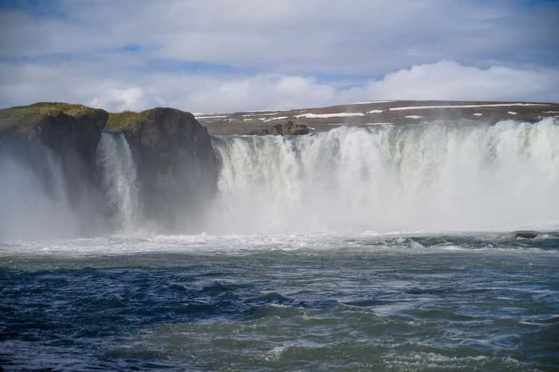 Akureyri: Day Trip to Goðafoss, Lake Mývatn & Nature Baths - Why this Akureyri day trip works so well