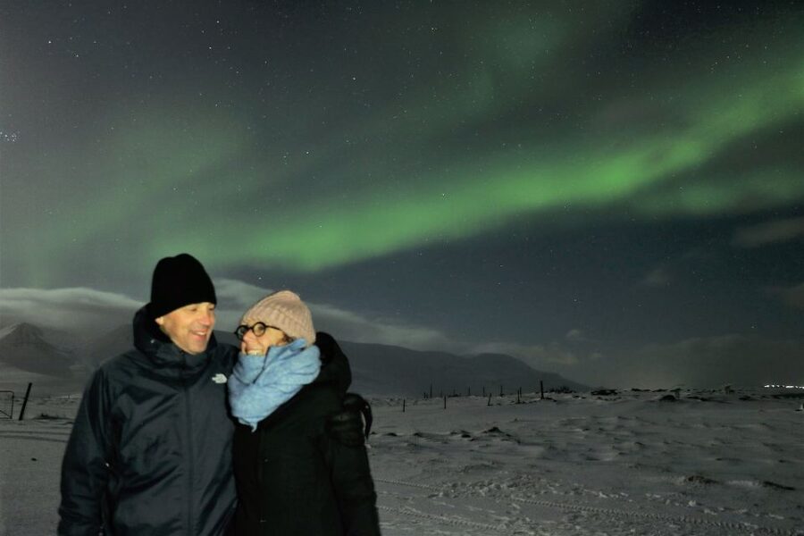 Akureyri: Hunt for the Northern Lights Photography Tour - Lake Mývatn area scenery and what it adds to your night