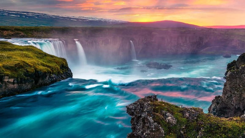 Akureyri Port: Godafoss Waterfall Guided Tour with Pickup - Key points before you go