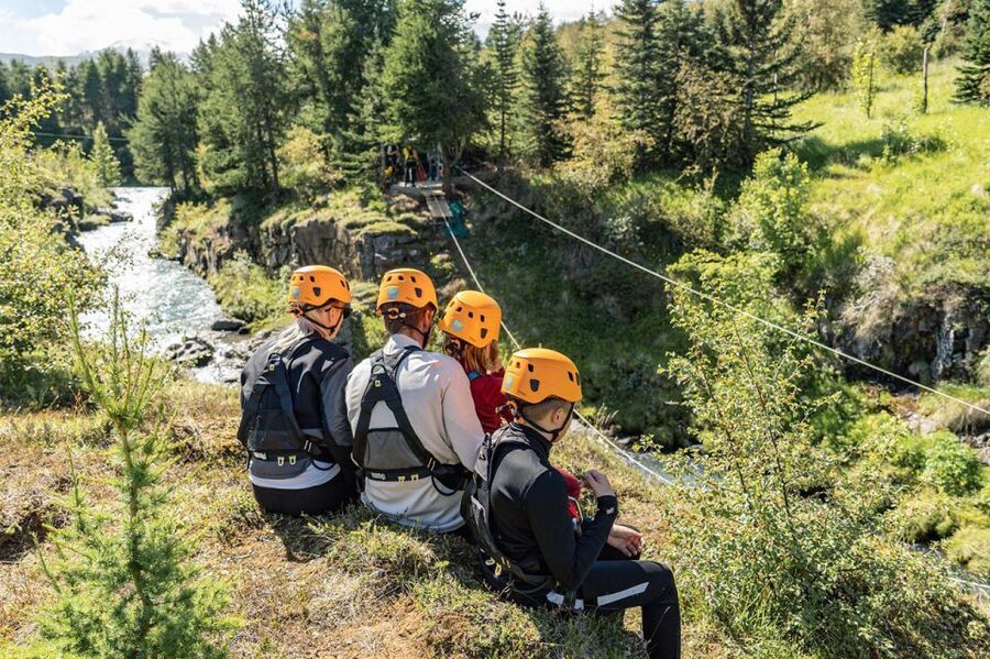 Akureyri: Zipline Tour - Stop by stop: how each of the five lines changes the experience