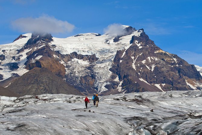 Blue Ice Discovery - Guided Glacier Hike from Skaftafell - Why this Falljökull glacier hike feels more real than a viewpoint