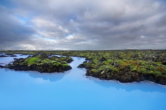 Blue Lagoon Return Bus Transfer from Reykjavik - BSÍ Bus Terminal, pickup timing, and spotting your coach