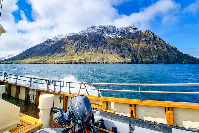 Boat Tours from Siglufjörður - From the Base Camp to the Örkin: the First Stretch Out of Harbor