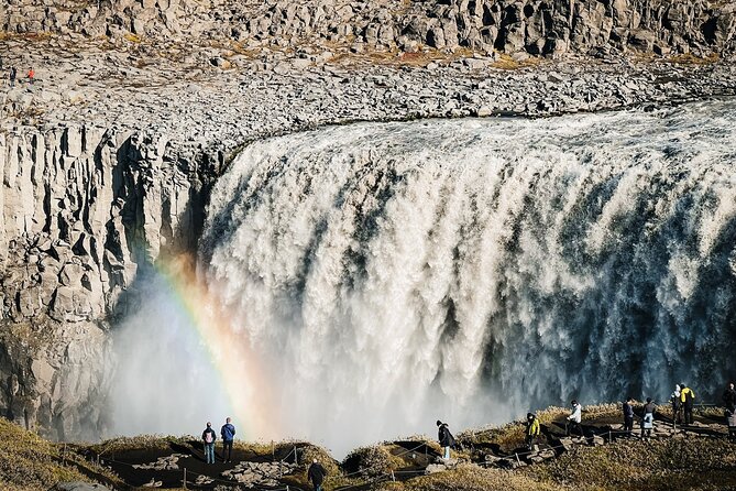 Cruise Tour Godafoss and Myvatn Lake and Dettifoss Small Group - Mývatn Nature Baths (Jardbodin vid Myvatn): quick views and a snack stop