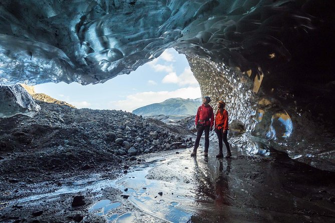 Crystal Treasures of Vatnajökull: Ice Cave Adventure - Beyond the cave: scale on open glacier ice and the thrill of crevasses
