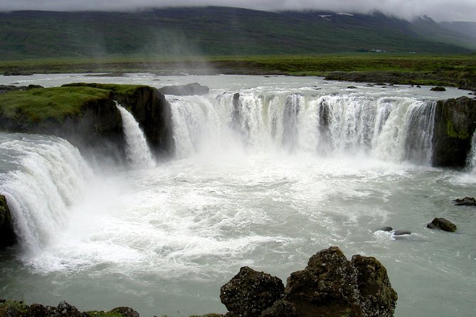 Day Trip to Lake Mývatn And The Nature Baths from Akureyri - Getting picked up in Akureyri, including cruise ports