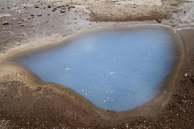 Day Trip to the Golden Circle and Blue Lagoon from Reykjavik - Nesjavellir warmth and Laugarvatn flavor in between big stops