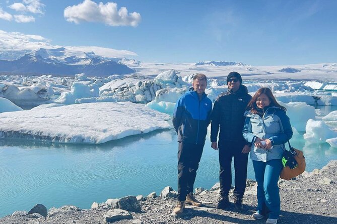 Diamond Beach & Jökulsárlón Floating Glacier Guided Day Tour - Vatnajökull National Park: Panoramic Glacier Views From the Deck