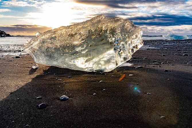 Diamond Beach & Jökulsárlón Floating Glacier Guided Day Tour - The Guide Factor: Tomas and Sultan Are the Real Upgrade
