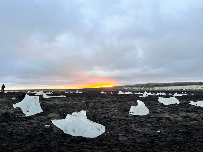 Diamond Beach & Jökulsárlón Glacier Exclusive Day Tour - Who should book this tour, and who should skip it