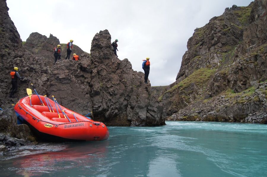 East Glacial River Extreme Rafting - The East valley safety briefing that sets the tone