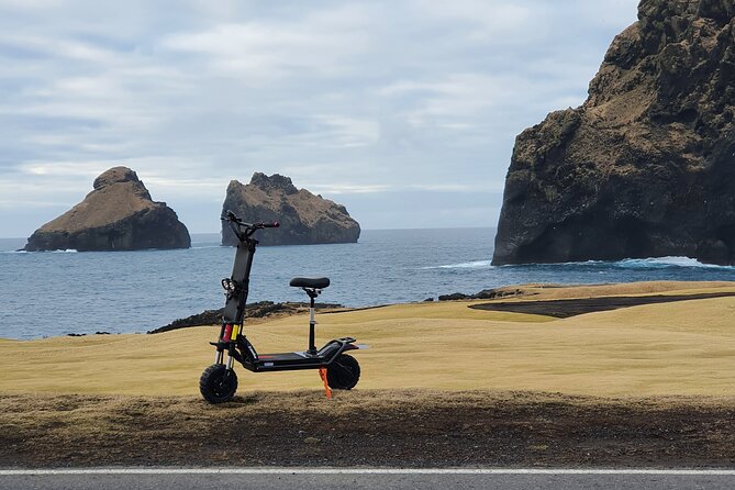 Eyjascooter volcano tour in Westman Island - Electric Scooter on Heimaey: why this format works