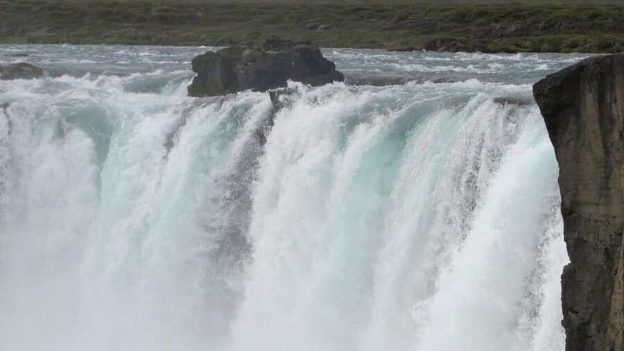 From Akureyri: Diamond Circle Tour with Waterfalls - Why the Diamond Circle from Akureyri is a smart North Iceland day trip