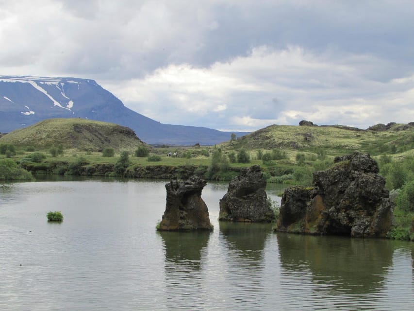 From Akureyri: Diamond Circle Tour with Waterfalls - Lake Mývatn district and Dimmuborgir: the lava maze hike that makes it feel like Iceland
