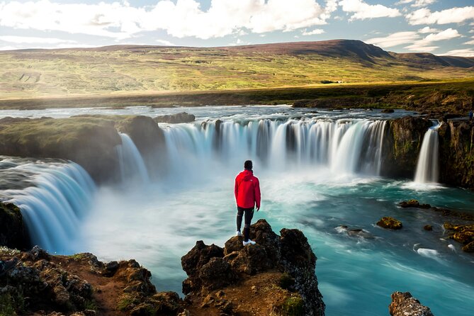 From Akureyri Port: Godafoss Waterfall Tour for Cruise Ships - Who this tour suits best from a cruise ship