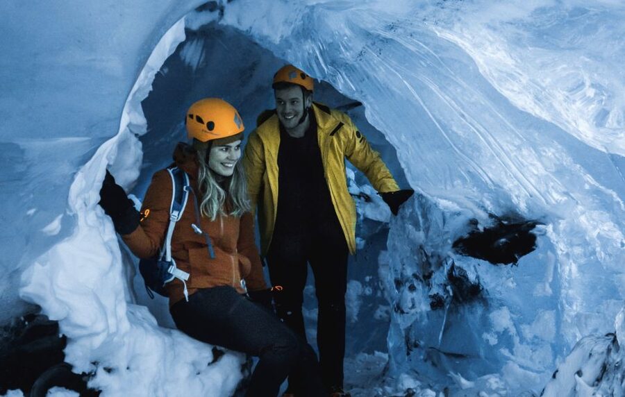 From Jökulsárlón: Crystal Blue Ice Cave Super Jeep Tour - Photography in the cave: how the guide helps you get rare shots