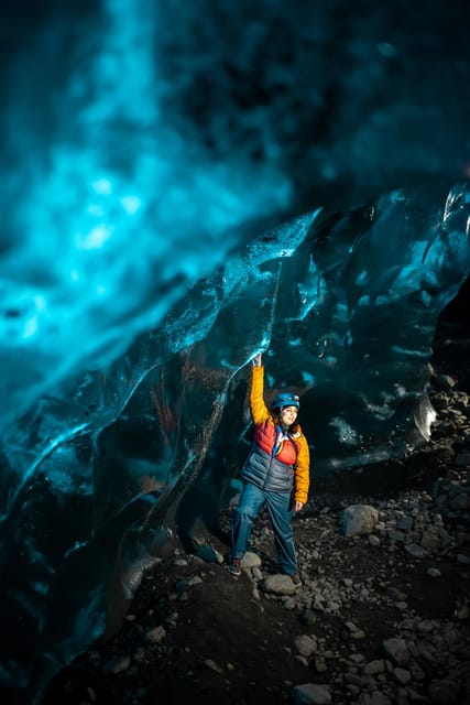 From Jökulsárlón: Vatnajökull Glacier Blue Ice Cave Tour - Reaching the ice cave: conditions decide where you land