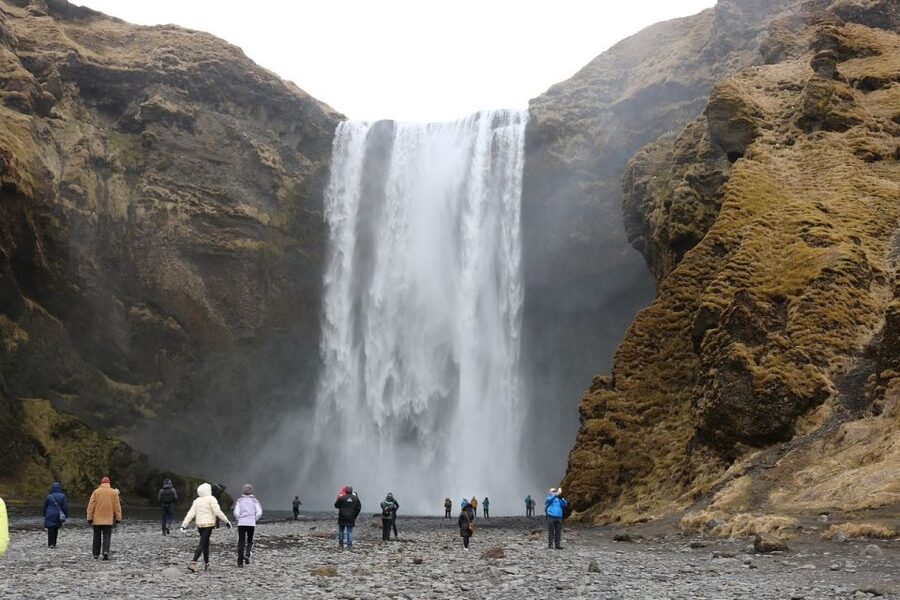 From Reykjavik: 4-Day Blue Ice Cave and Northern Lights Tour - Day 3: Glacier Walk Energy and Blue-Ice Crystal Cave Time