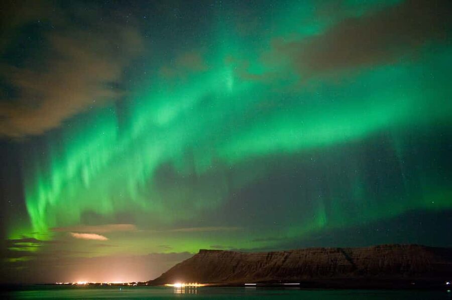 From Reykjavík: 5-Day Northern Lights Hunt & Glacier Lagoon - Blue Lagoon stop on Day 4: optional soak, easy reset after cold air
