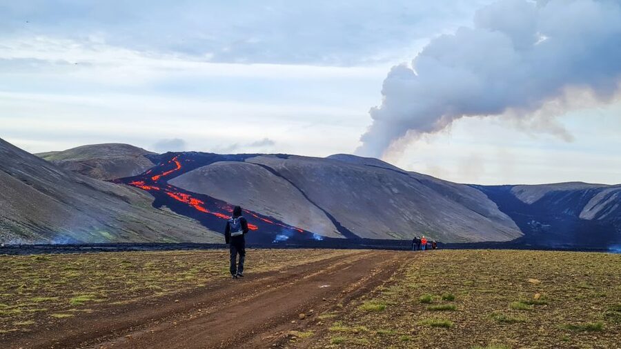 From Reykjavík: Fagradalsfjall Volcano Hike with Geologist - Transportation Style: Why the Drive Beats DIY for Most People