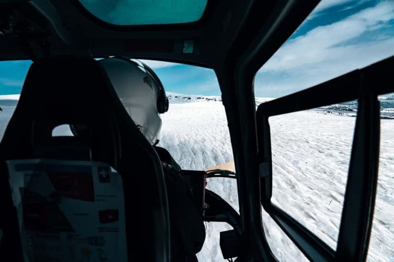 From Reykjavik: Fire And Ice Helicopter Tour with 2 Landings - Pilot skill and small-group pacing: what makes the two hours feel smooth