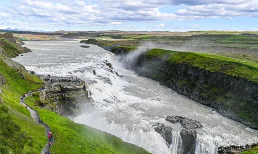 From Reykjavik: Full Day Whale Watching & Golden Circle Tour - Whale Watching in Faxafloa Bay: What You’re Actually Looking For