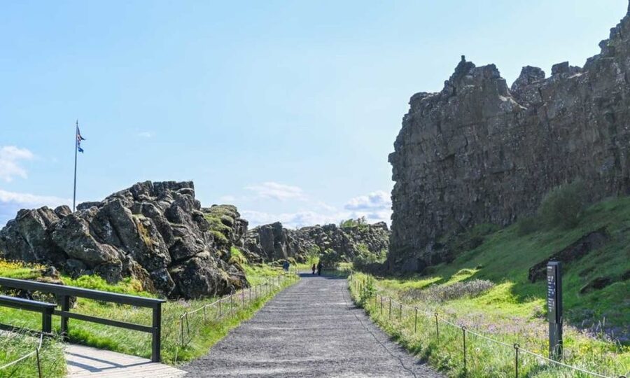 From Reykjavik: Full Day Whale Watching & Golden Circle Tour - Thingvellir National Park: Continents Meet You on Foot