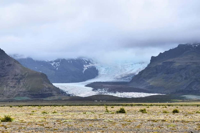 From Reykjavik: Glacier Lagoon and Fjaðrárgjúfur Canyon Tour - Waterfalls With Personality: Seljalandsfoss and the Wind-Powered Foss á Síðu