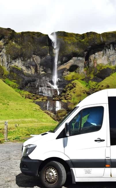 From Reykjavik: Glacier Lagoon and Fjaðrárgjúfur Canyon Tour - Hof Turf Church and the Return Drive: A Quick Step Into Old Iceland