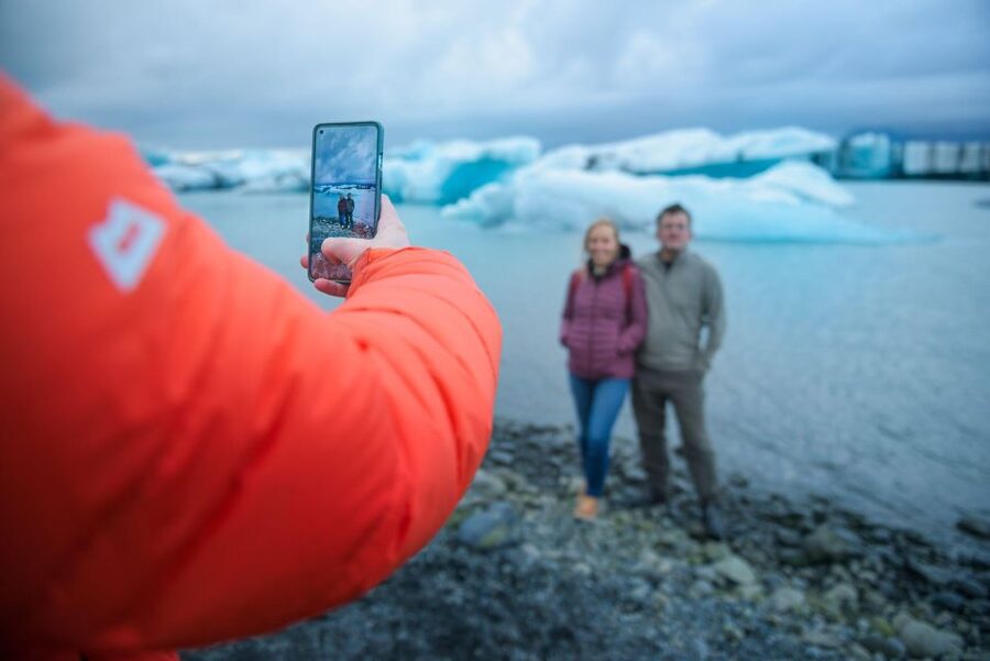 From Reykjavik: Jökulsárlón Glacier Lagoon and Diamond Beach - Vik break and dinner: a breather before the return to Reykjavik
