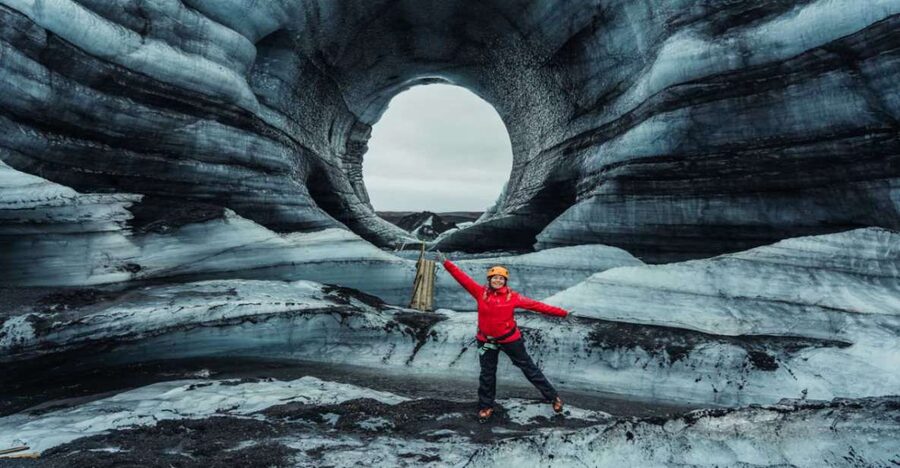 From Reykjavík: Katla Ice Cave and South Coast Tour - Why the ice cave guide makes or breaks the day