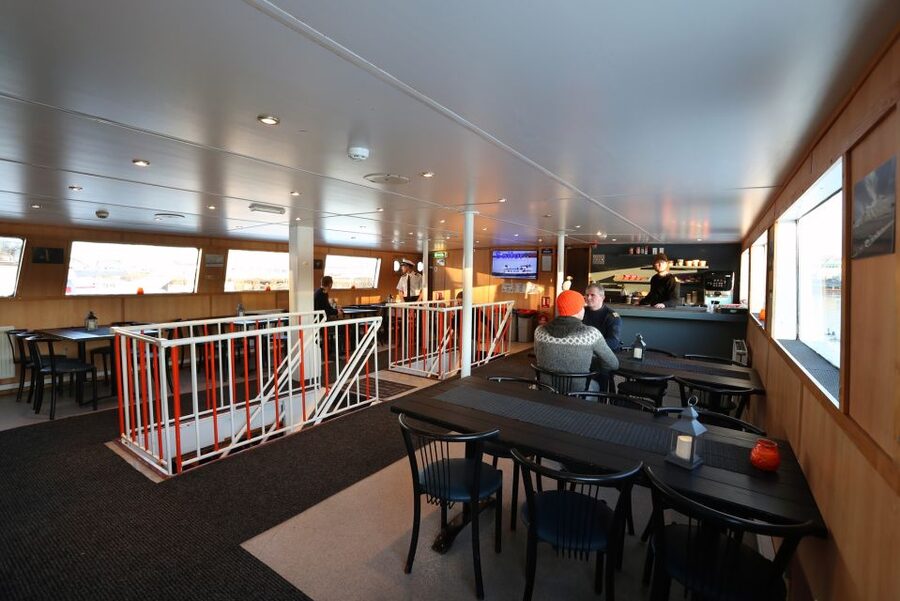 From Reykjavik: New Years Fireworks by Boat - The 10:30 PM to After-Midnight Plan: What the Night Feels Like