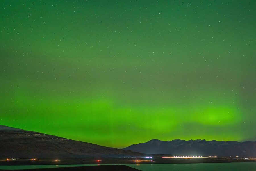 From Reykjavik: Northern Lights Guided Tour with Photos - How the guided hunt runs once you meet in Reykjavik