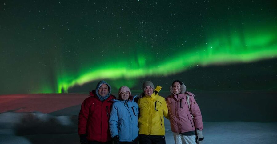 From Reykjavik: Northern Lights Guided Tour with Photos - Pickup timing, group size, and what that means for your experience