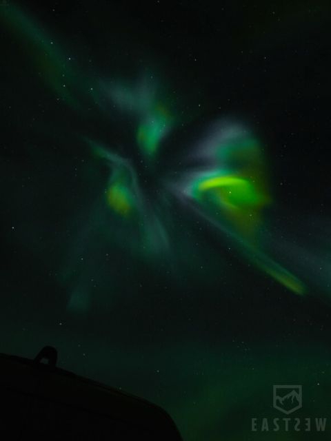 From Reykjavik: Northern Lights Tour with Hot Cocoa & Photos - Getting the best out of your tour: your winter checklist