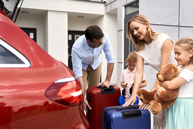From Reykjavik: Private Transfer to KEF Airport in Iceland - Private Reykjavik to KEF, Built for Stress-Free Airport Time