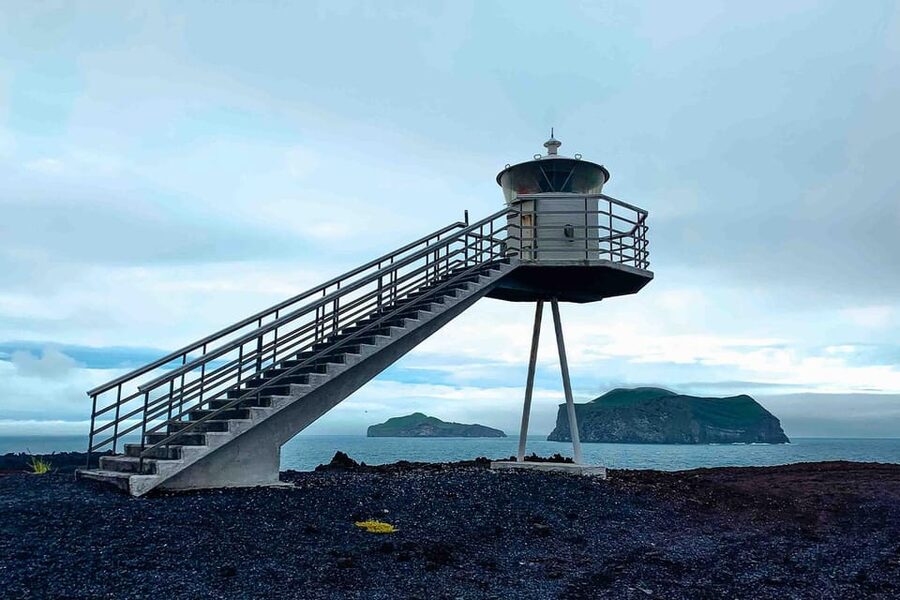 From Reykjavik: Puffin and Volcano Tour in Westman Islands - Town time and lava fields: choose your pace before the return ferry