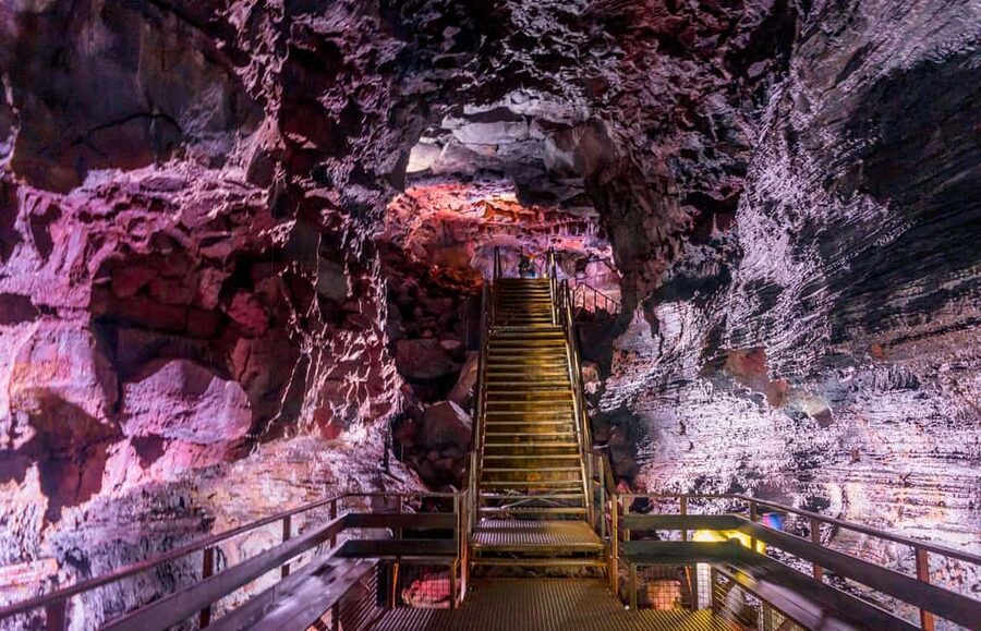 From Reykjavik: Raufarhólshellir Lava Tunnel Tour - Key things to know before you book Raufarhólshellir