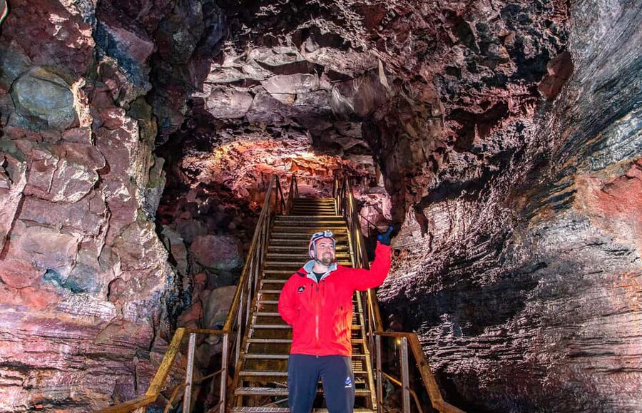 From Reykjavik: Raufarhólshellir Lava Tunnel Tour - Safety, pace, and who this tour is best for