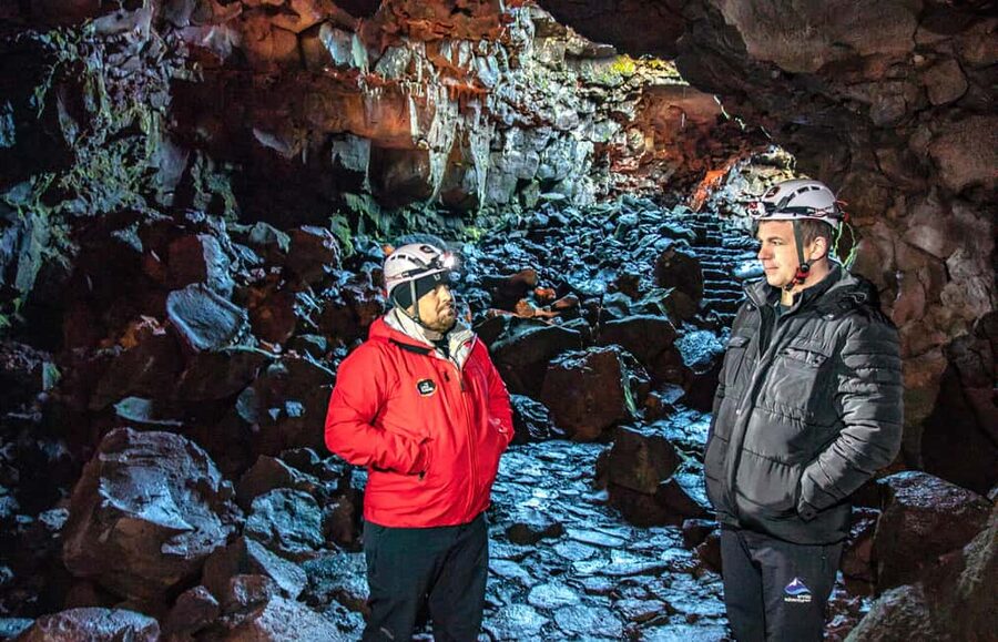 From Reykjavik: Raufarhólshellir Lava Tunnel Tour - Getting the most out of your Raufarhólshellir visit