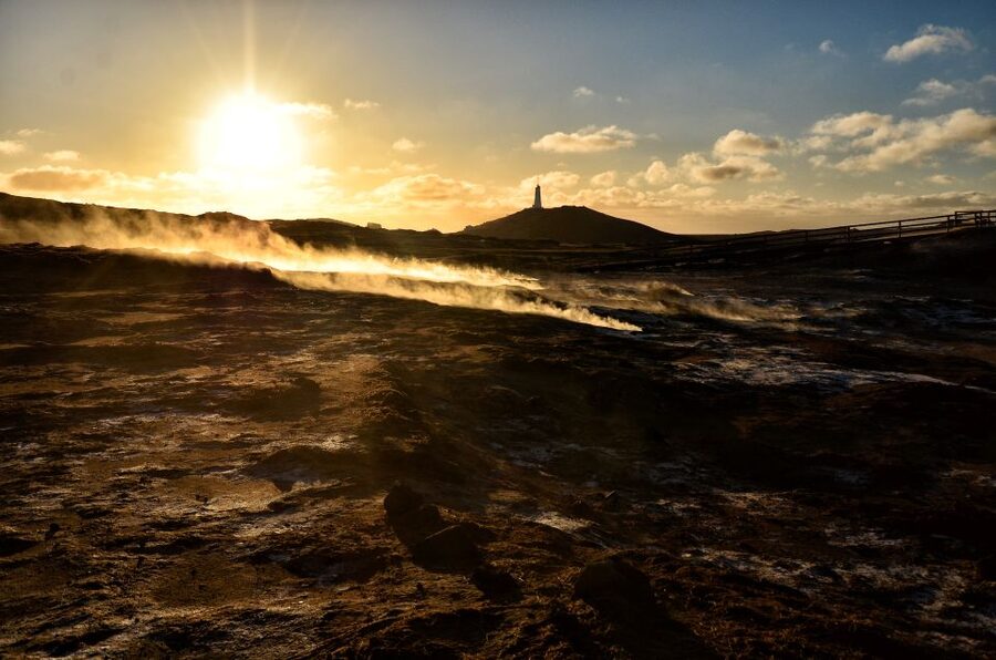 From Reykjavik: Reykjanes Geopark Tour & Airport Transfer - Reykjanes Geopark: the Iceland you can feel under your feet