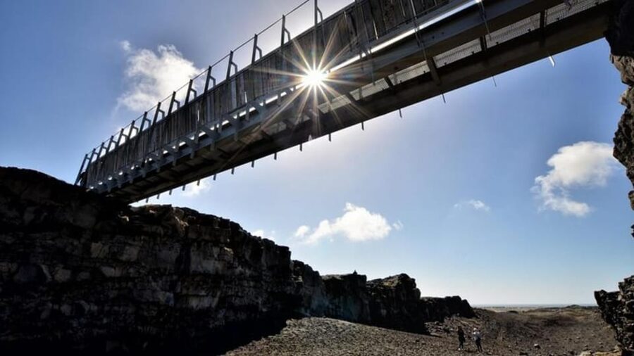 From Reykjavik: Reykjanes Geopark Tour & Airport Transfer - What to bring so the day feels easy, not miserable