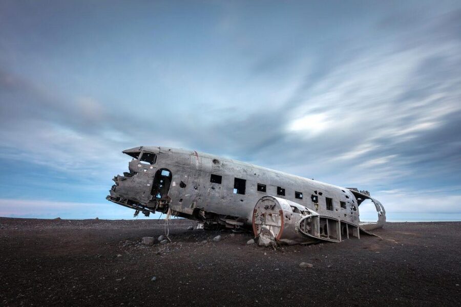 From Reykjavik: South Coast Tour & DC-3 Plane Wreck - Skógafoss waterfall power, including the 527 steps option