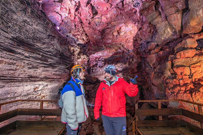From Reykjavík: The Lava Tunnel tour with Round-trip Transfer - On the van to the lava field: what the guide sets up for you
