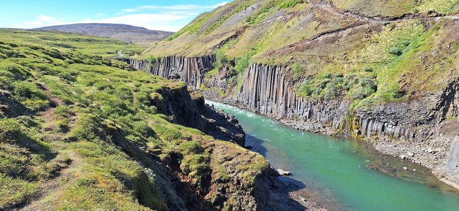 From Seyðisfjörður Port: Stuðlagil Canyon and Reindeer Park - A Day Trip That Puts Basalt and Reindeer in the Same 7 Hours