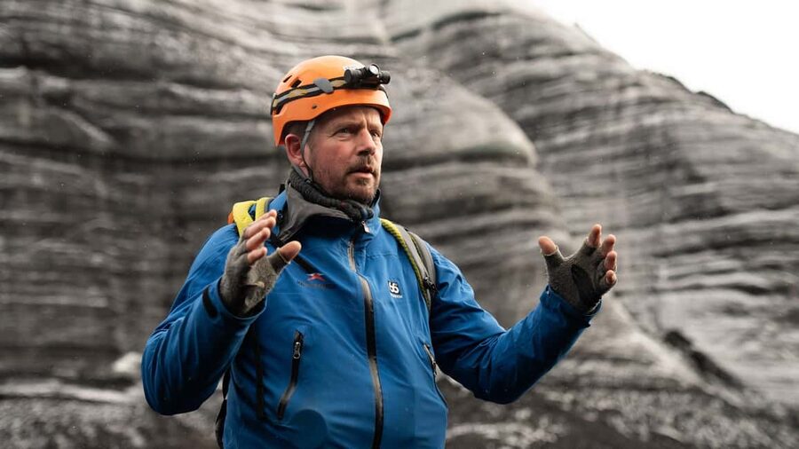 From Vík: Katla FastTrack Ice Cave Tour - The Hidden Stops En Route: Short Off-Road Breaks That Add Perspective